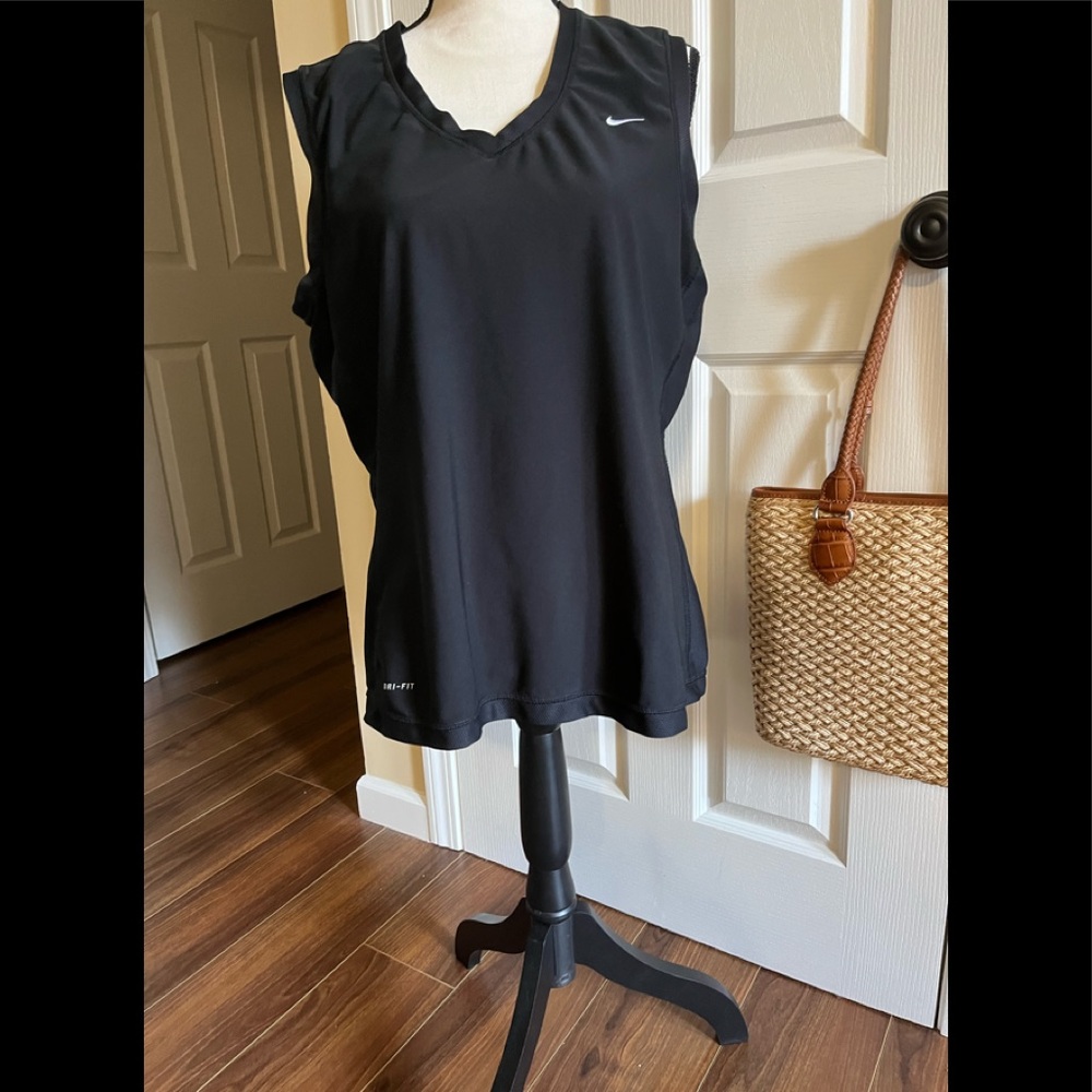 NIKE Dry-Fit tank top